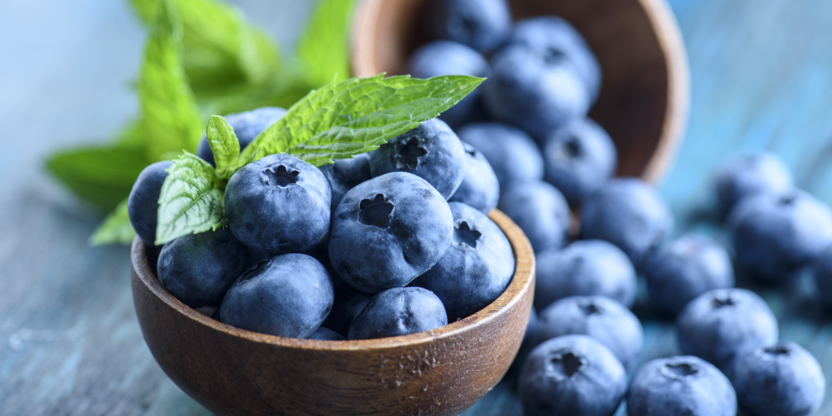 Blueberry: 8 Amazing Benefits for Your Skin - Resident Weekly