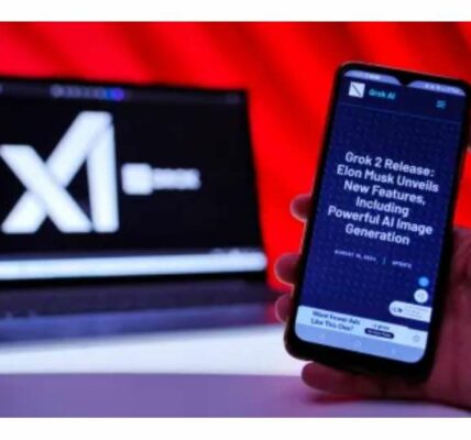 Elon-Musk's-xAI-Launches-the-Grok-Chatbot-App