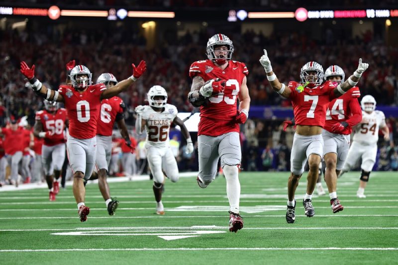 Notre-Dame-vs.-Ohio-State-A-Historic-Battle-and-the-Buckeyes-Championship-Victory