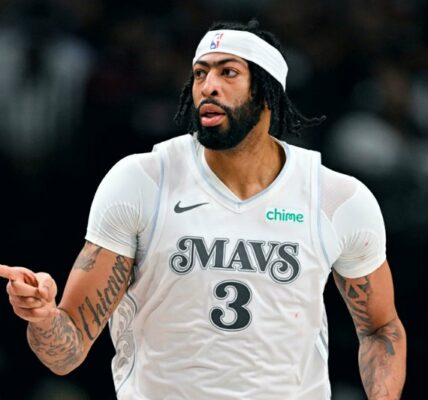 Anthony-Davis-practicing-with-G-League-team