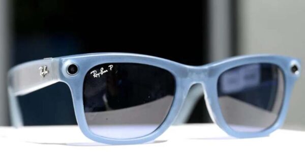 Ray-Ban-Meta-Smart-Glasses-Fathers-Day-deal-2025