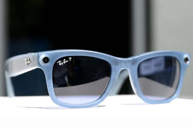 Ray-Ban-Meta-Smart-Glasses-Fathers-Day-deal-2025